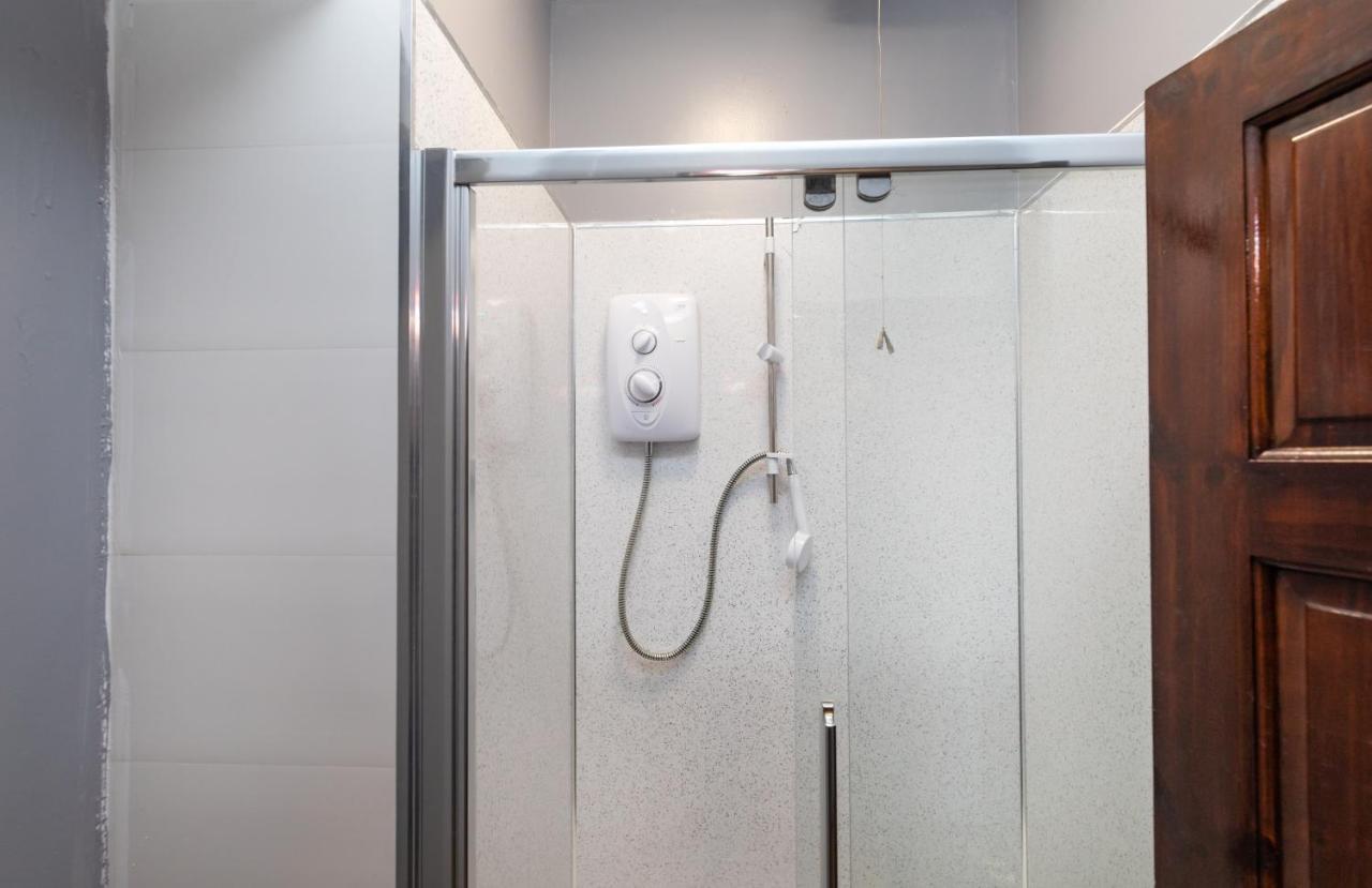 City Centre Super Spacious Apartments Free Parking And Wi Fi Ньюкасл-апон-Тайн Экстерьер фото